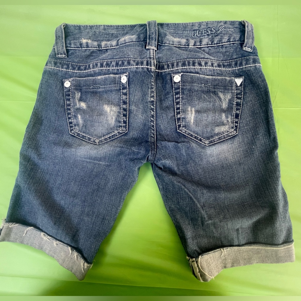 LOW RISE GUESS Denim Shorts SIZE 24